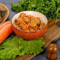 Шампиньоны маринованные с морковью