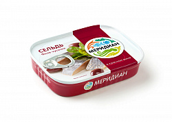 Сельдь Меридиан Атлантическая филе-кусочки в красном вине, 115 г